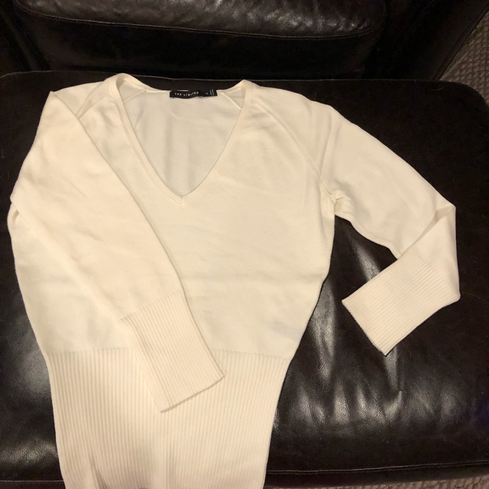 The Limited sm thin sweater. Great condition